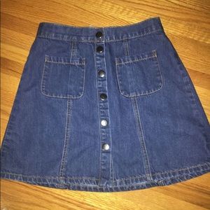 urban button denim skirt